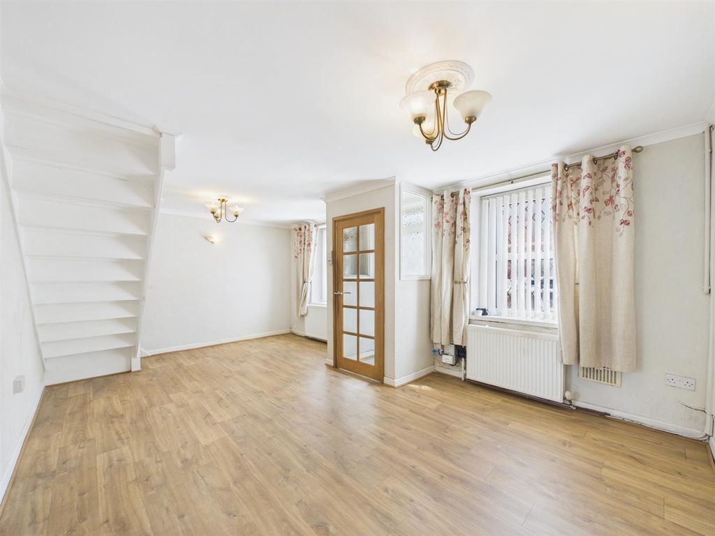 Property photo 3 of 23 Cam04045G0-Pr0090-Still001.Jpg