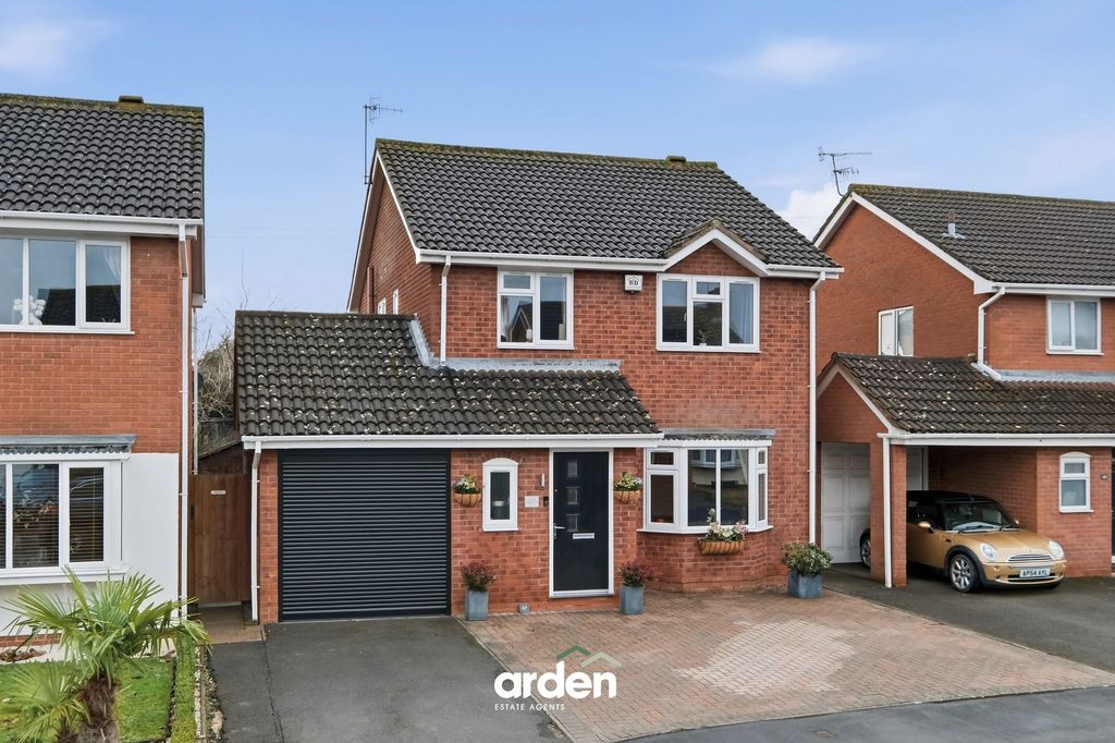 Property photo 1 of 11