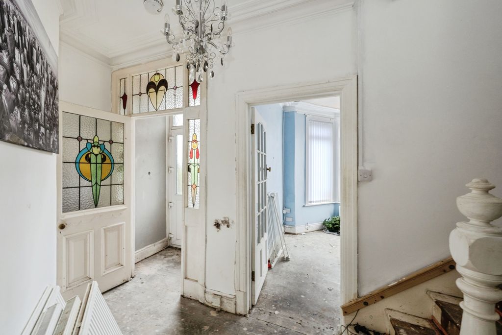 Property photo 2 of 18 Pbox-Img.Jpg