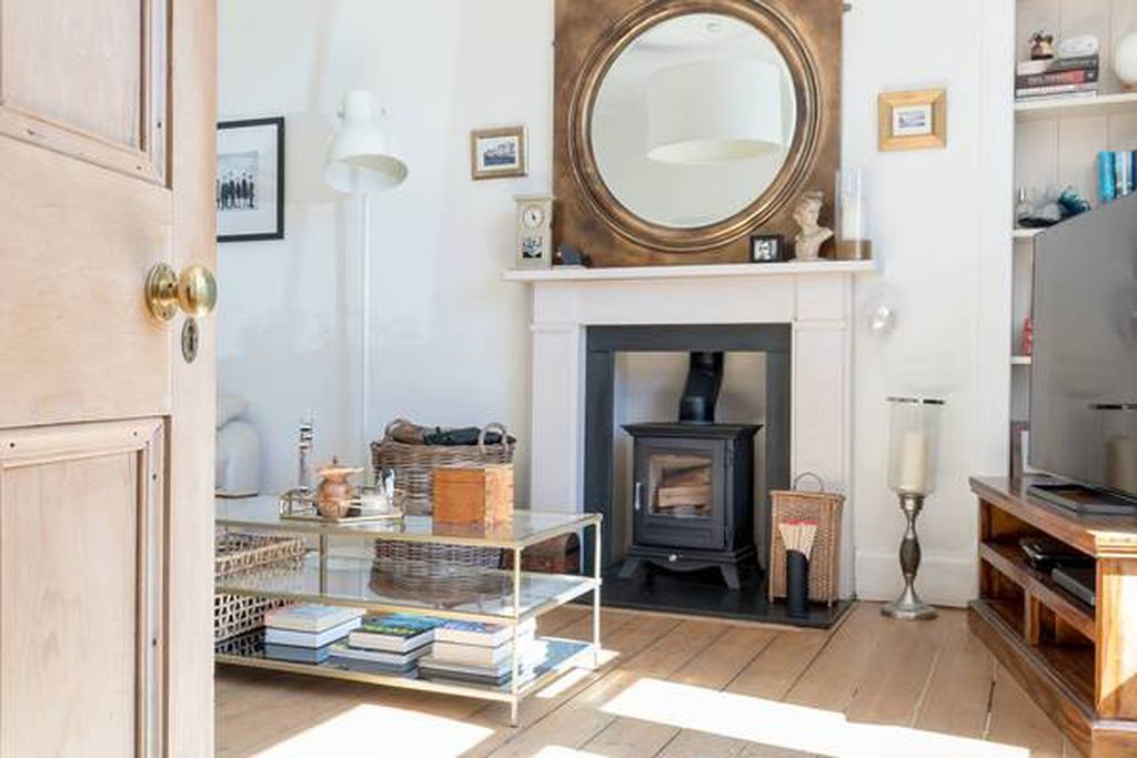 Property photo 3 of 30 Photo 5