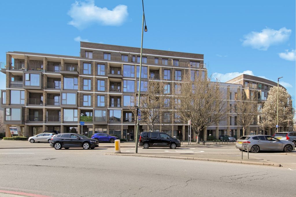 Property photo 1 of 13