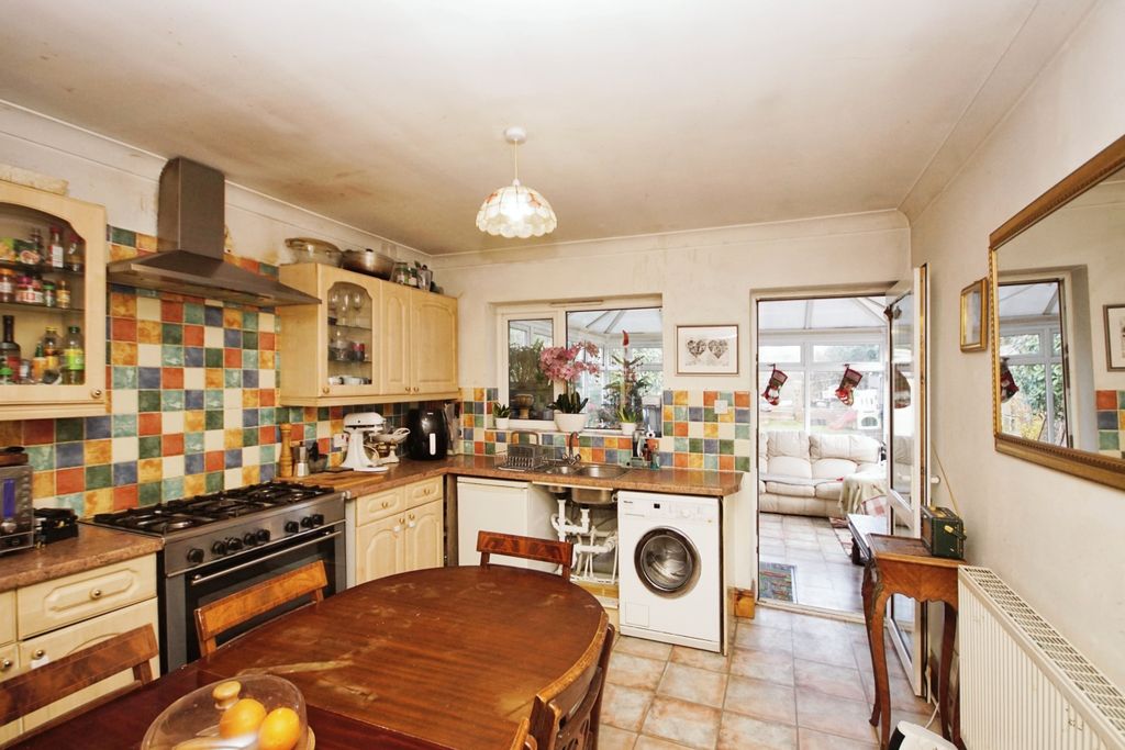 Property photo 3 of 17 Photography