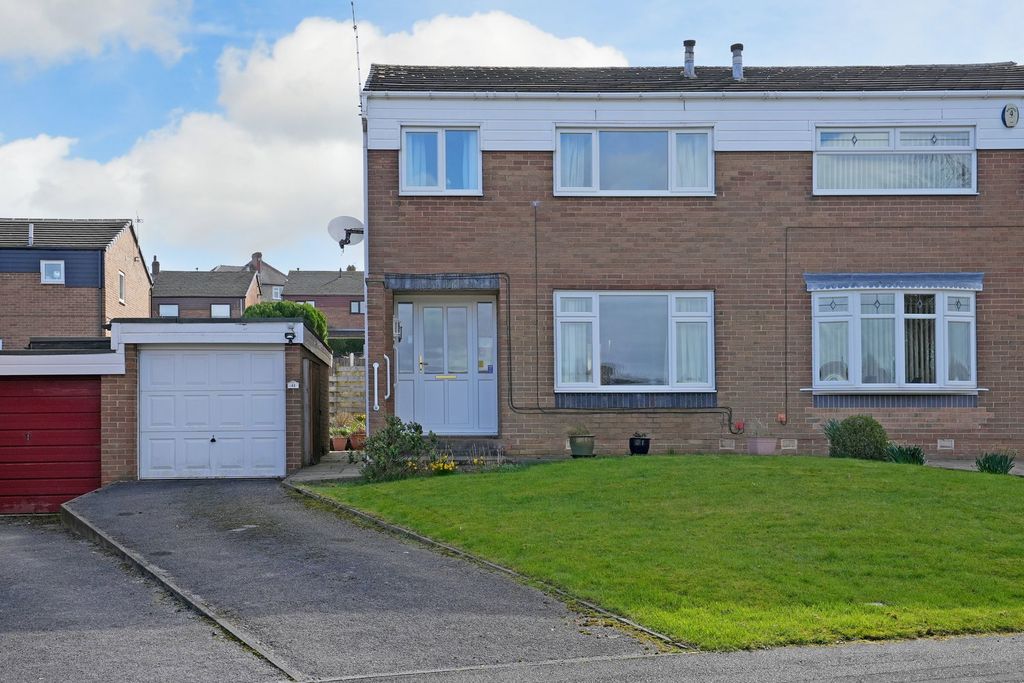 Property photo 1 of 18