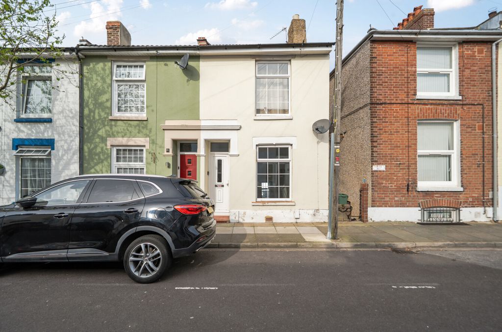 Property photo 1 of 11 1441003-1-69De4Af...