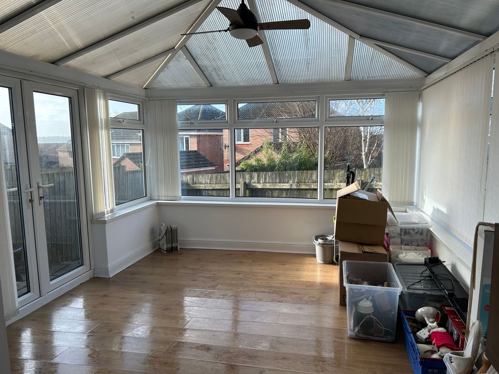 Property photo 3 of 11 Image