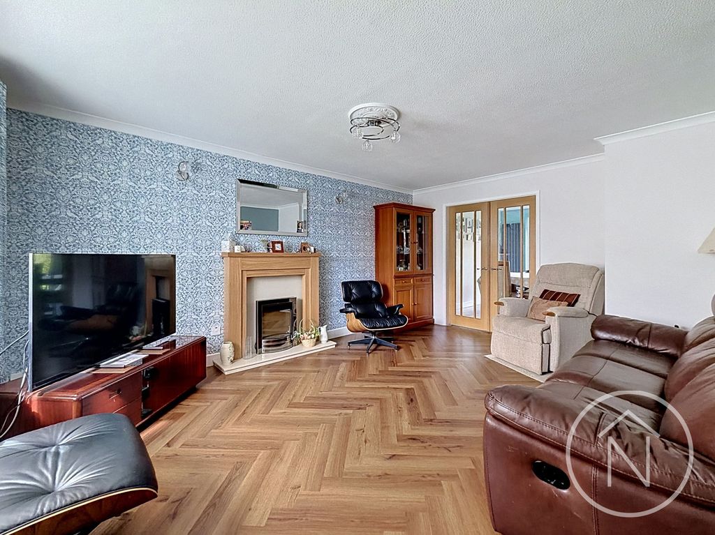 Property photo 3 of 23