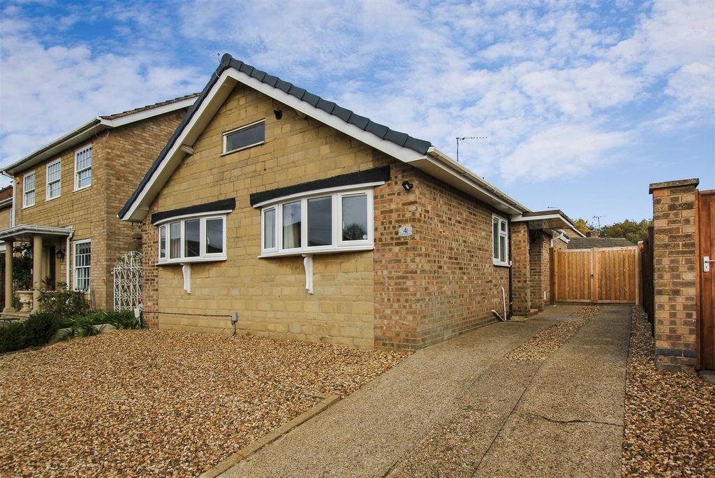 Property photo 1 of 27 Front