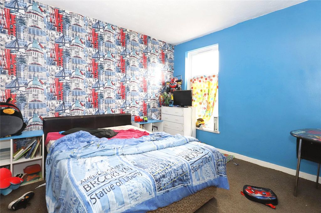 Property photo 3 of 15 Photography