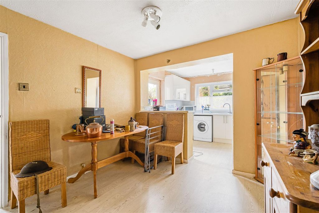 Property photo 2 of 10 10_67699.Jpg