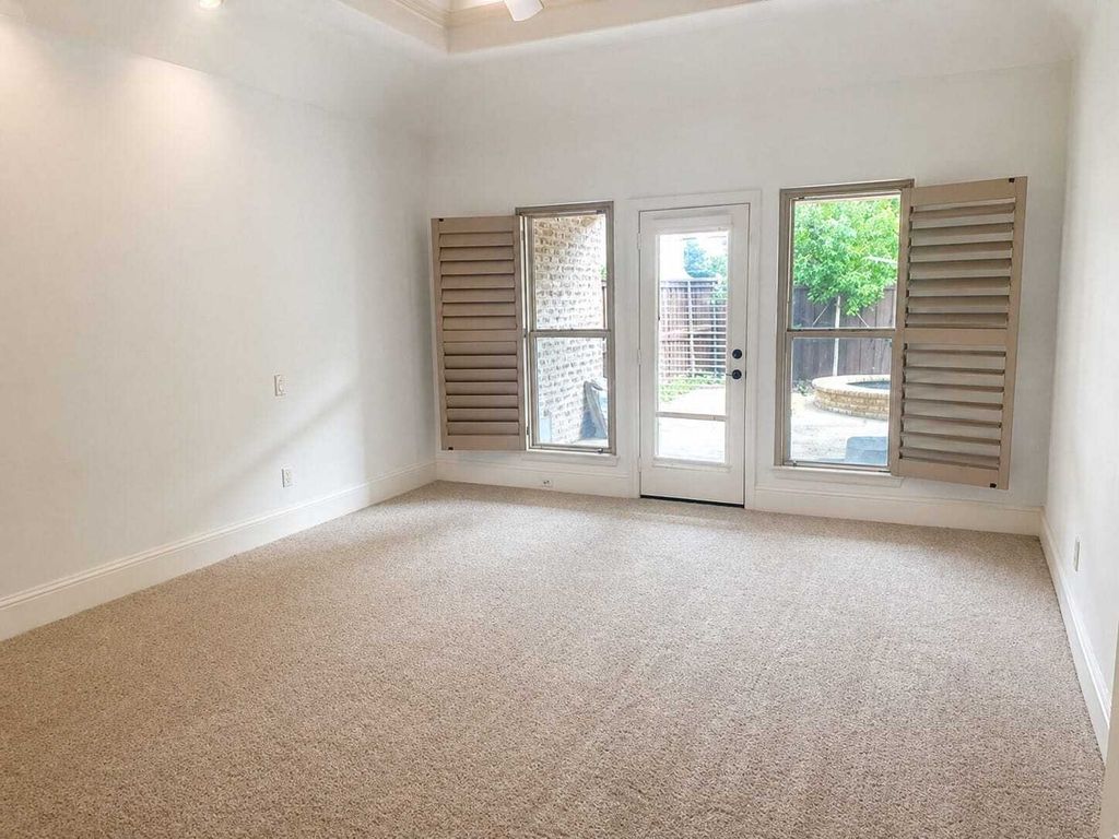 Property photo 3 of 6 <Alttext/>