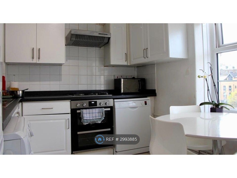 Property photo 1 of 15 Kitchen