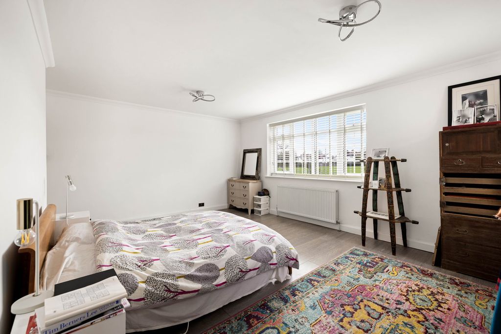 Additional image 9 of 5 bed detached house for saleShorncliffe Road, Folkestone CT20