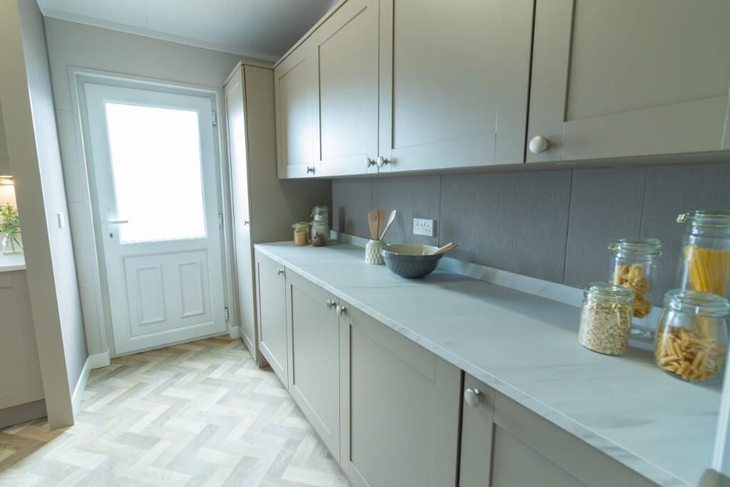 Property photo 2 of 8 Utility 