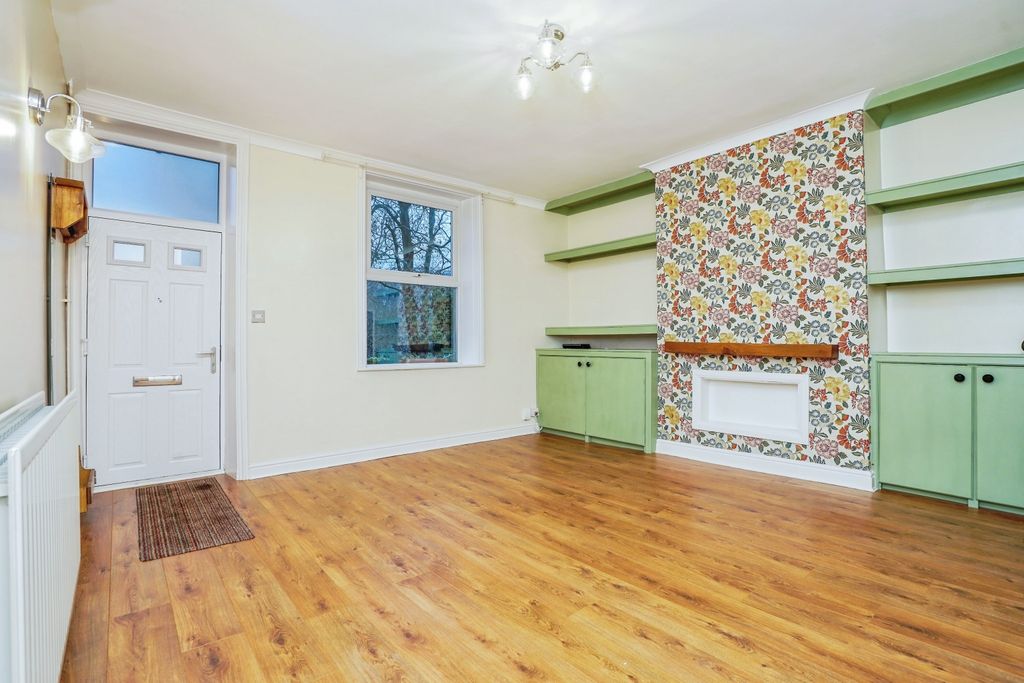 Property photo 2 of 15 Living Room