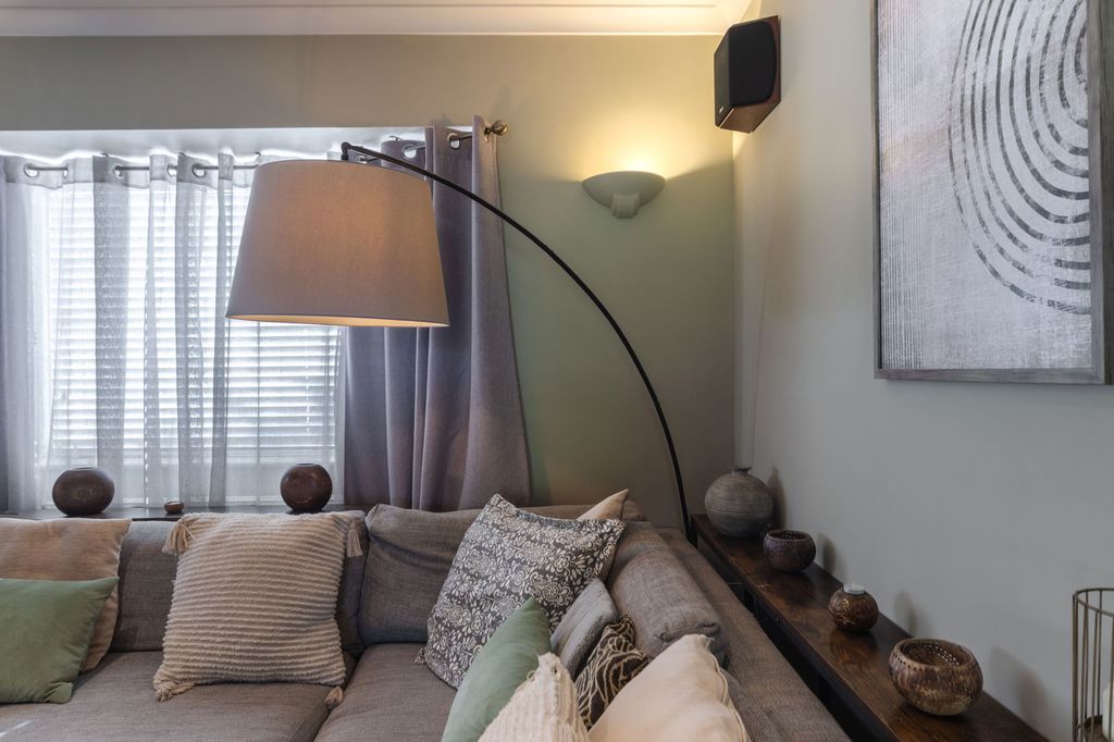 Property photo 3 of 24