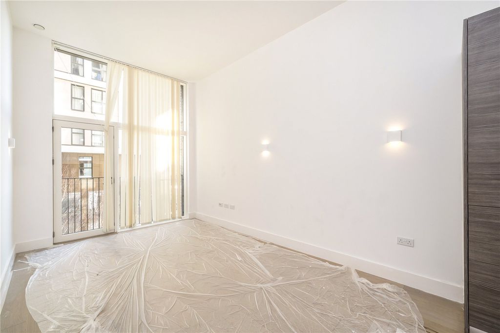 Property photo 3 of 10 Picture No. 17