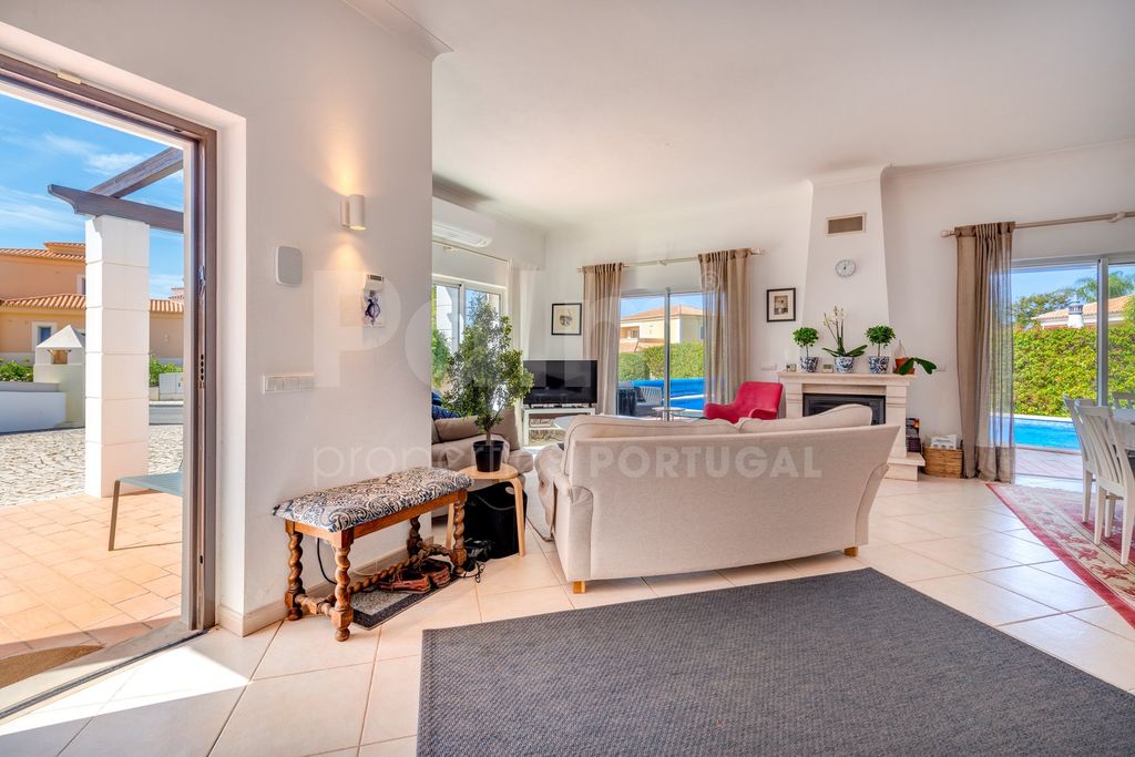 Property photo 2 of 63