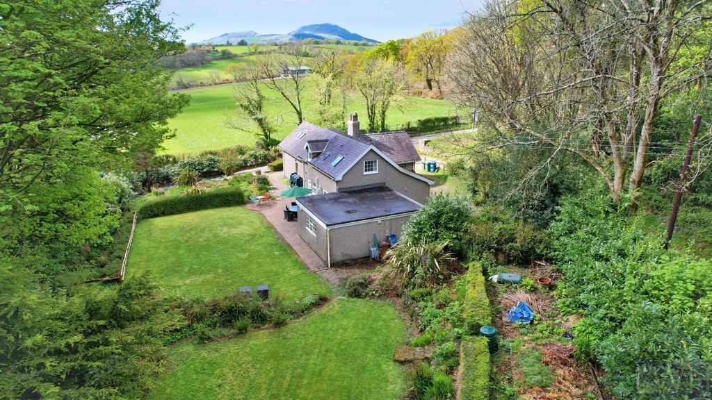 Property photo 1 of 30 2