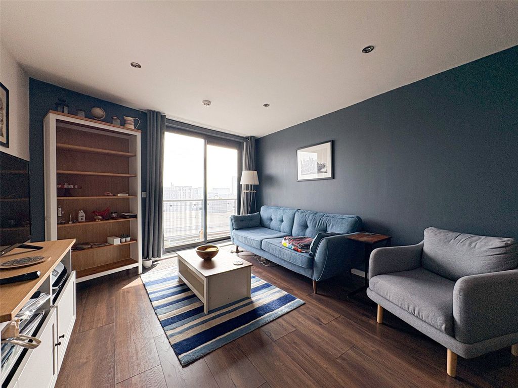 Property photo 2 of 11 Picture No. 13