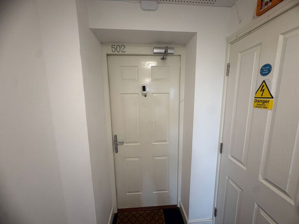 Property photo 3 of 17 Photo 15