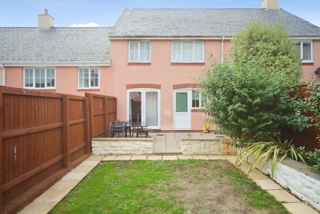Property photo 3 of 22