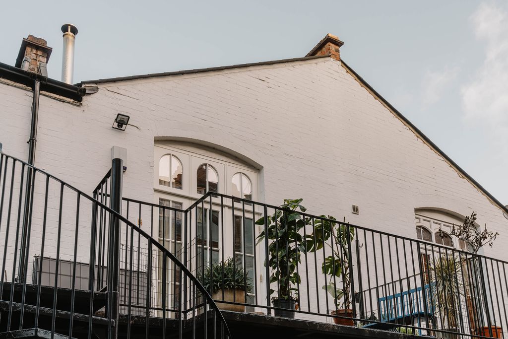 Property photo 2 of 26 320747 - Ashfield Yard_High Res-8.Jpg