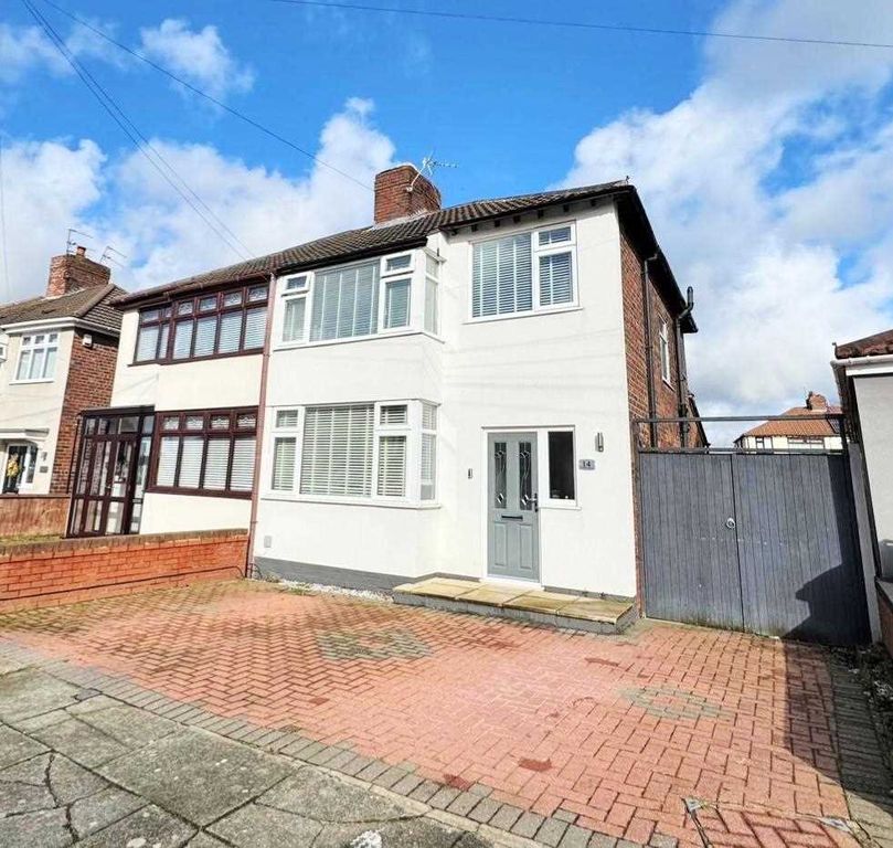 Property photo 2 of 20