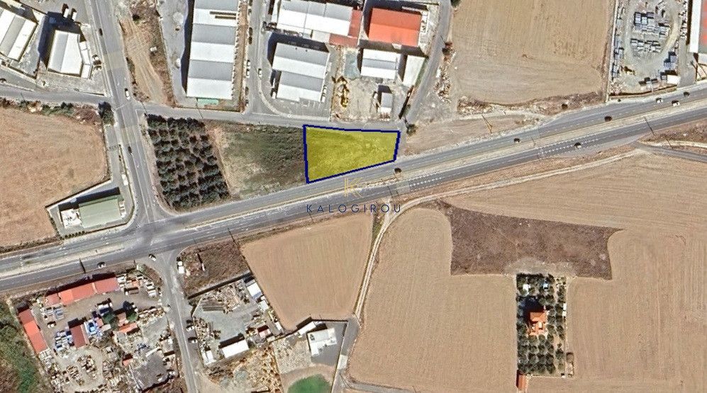 Property photo 1 of 2