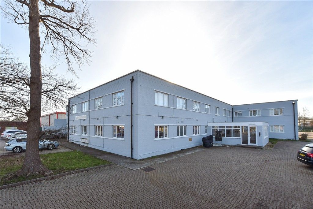 Property photo 1 of 8 External (Web)