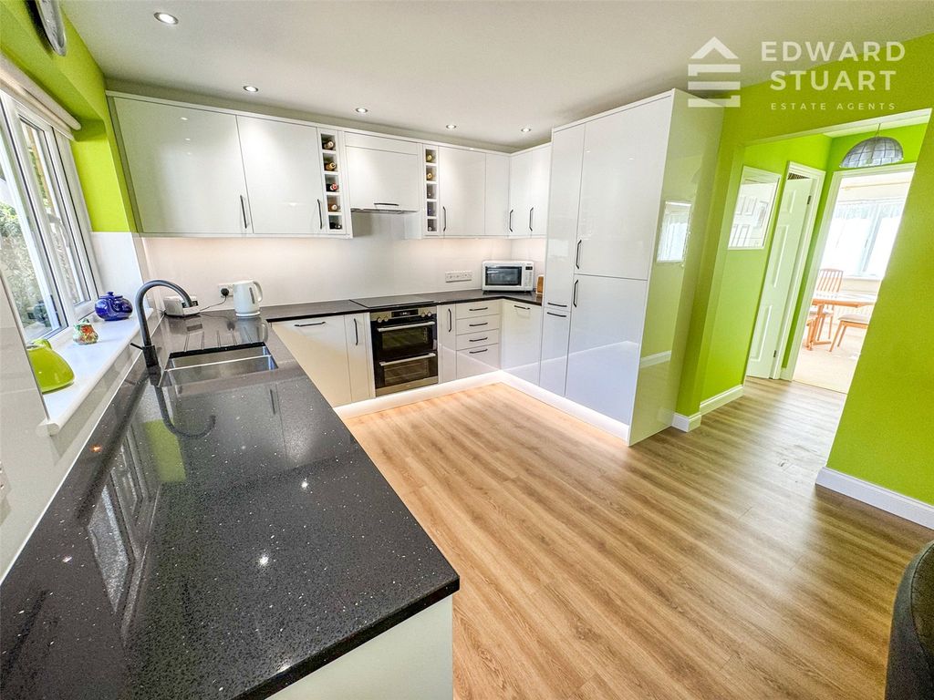 Property photo 3 of 26 Picture No. 25