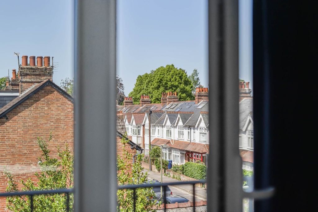 Property photo 3 of 16