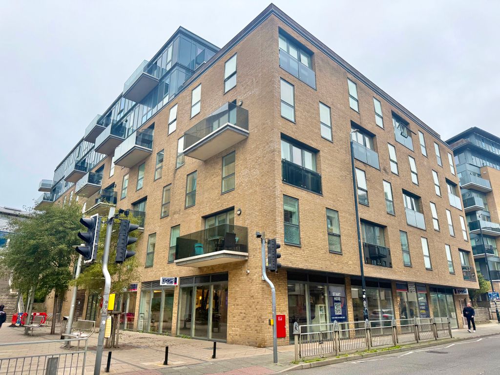 Property photo 1 of 9