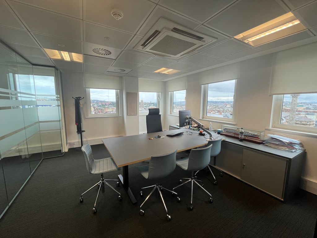 Property photo 2 of 7 Office