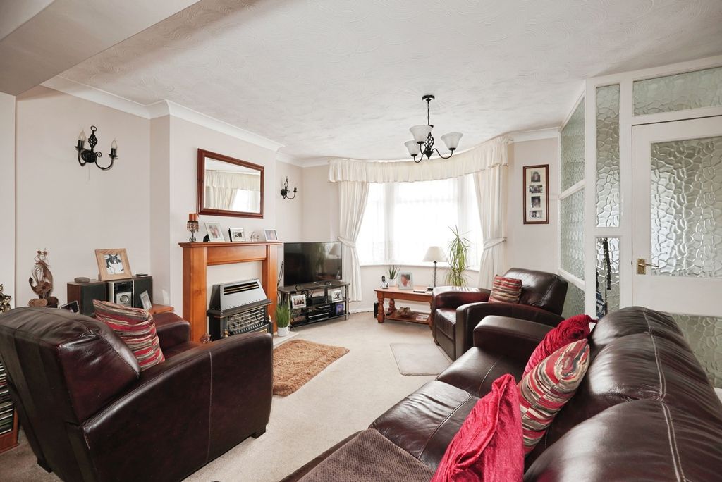 Property photo 2 of 18 Pbox-Img.Jpg