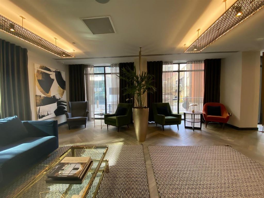 Property photo 2 of 10 Strand 4.Jpg