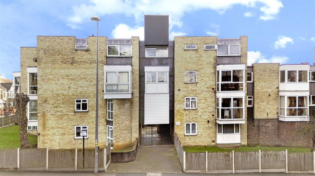 Property photo 2 of 21 23.Jpg