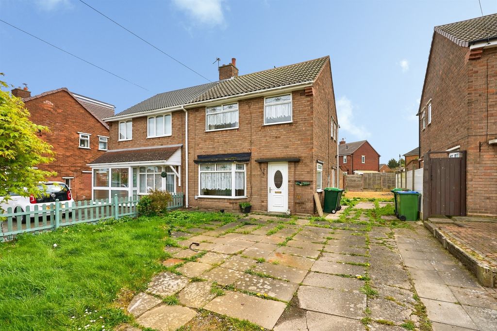 Property photo 1 of 19