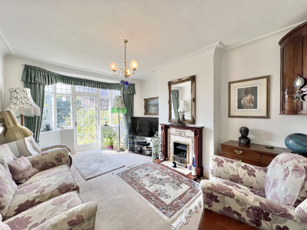 Property photo 3 of 23