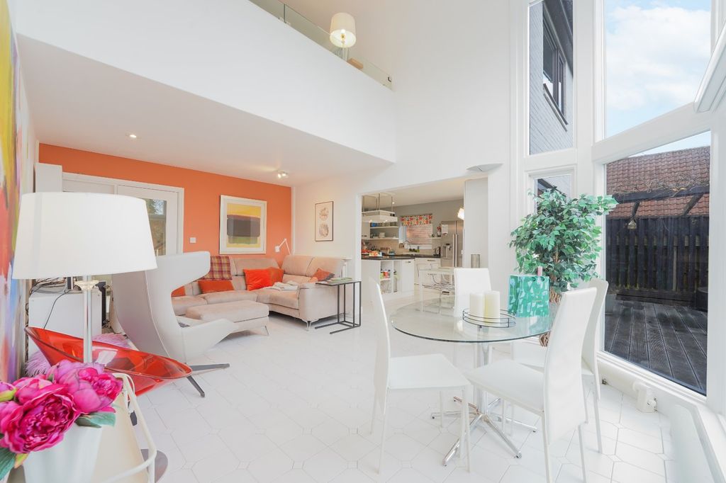 Property photo 2 of 14 Picture No. 10