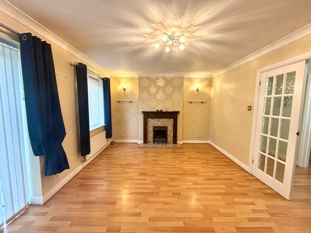 Property photo 3 of 14 Image