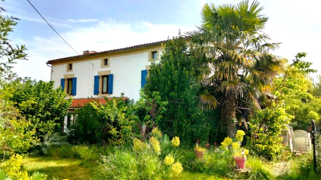 Property photo 2 of 24