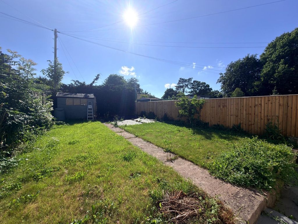 Property photo 3 of 13 Garden