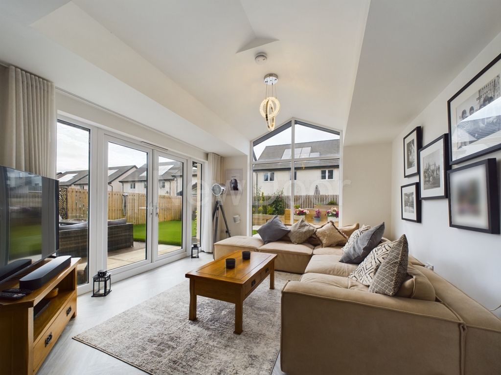 Property photo 3 of 34 Photo 43