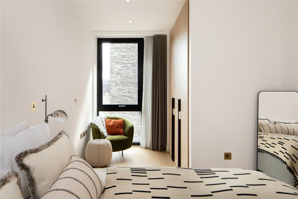 Property photo 2 of 11 Picture No. 03