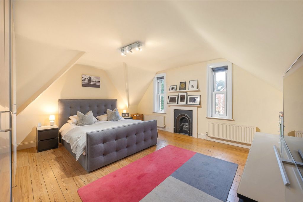 Property photo 3 of 12 Picture No. 06