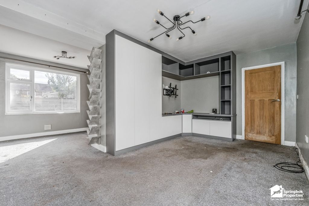 Property photo 2 of 14 Image 1