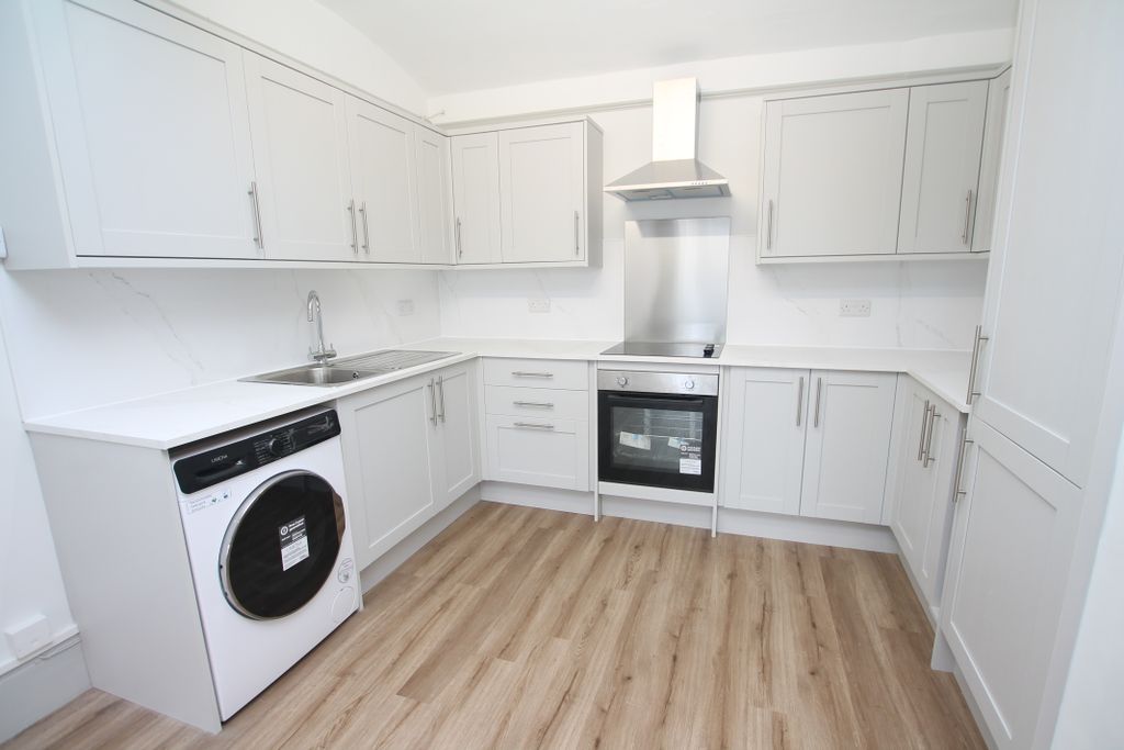 Property photo 2 of 10 2