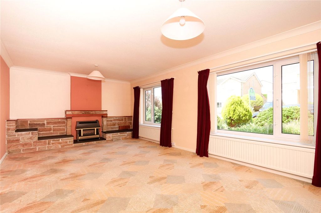 Property photo 3 of 24 Picture No. 27