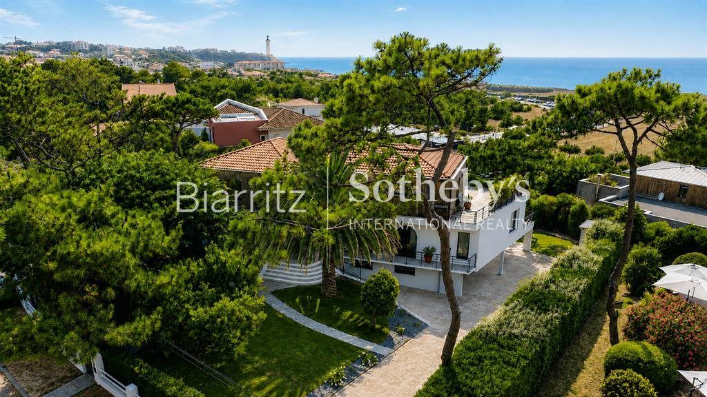 Property photo 1 of 20 Chiberta Ocean View Property