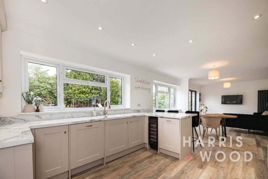 Property photo 2 of 44 4573965